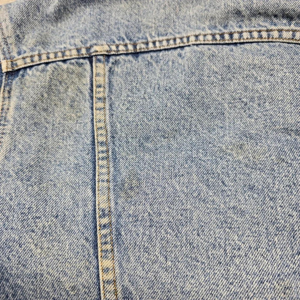 Vintage Levis Sherpa Lined Denim Trucker Jacket Mens XL Blue USA 70609-0218